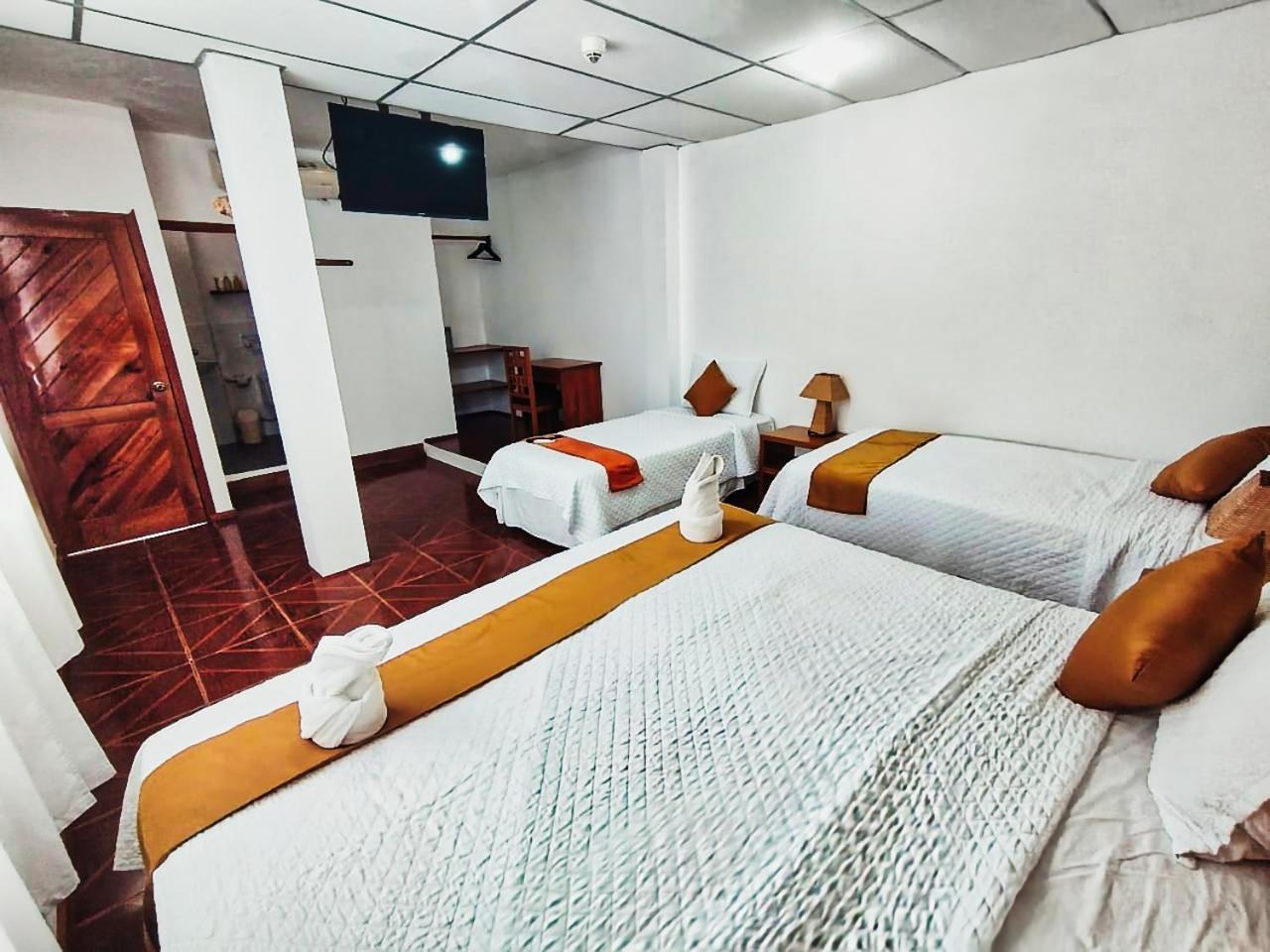 Hotel La Casa De Judy プエルトアヨラ エクステリア 写真